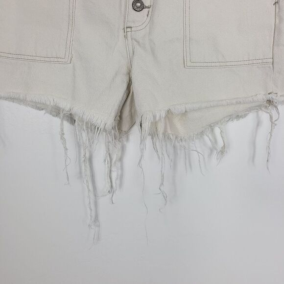 Free People White Jesse Carpenter Raw Hem Button Fly Denim Shorts 30 - Picture 3 of 7